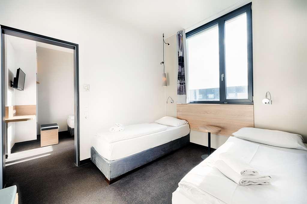 B&B Hotel Munchen Trudering Oberschleißheim Стая снимка