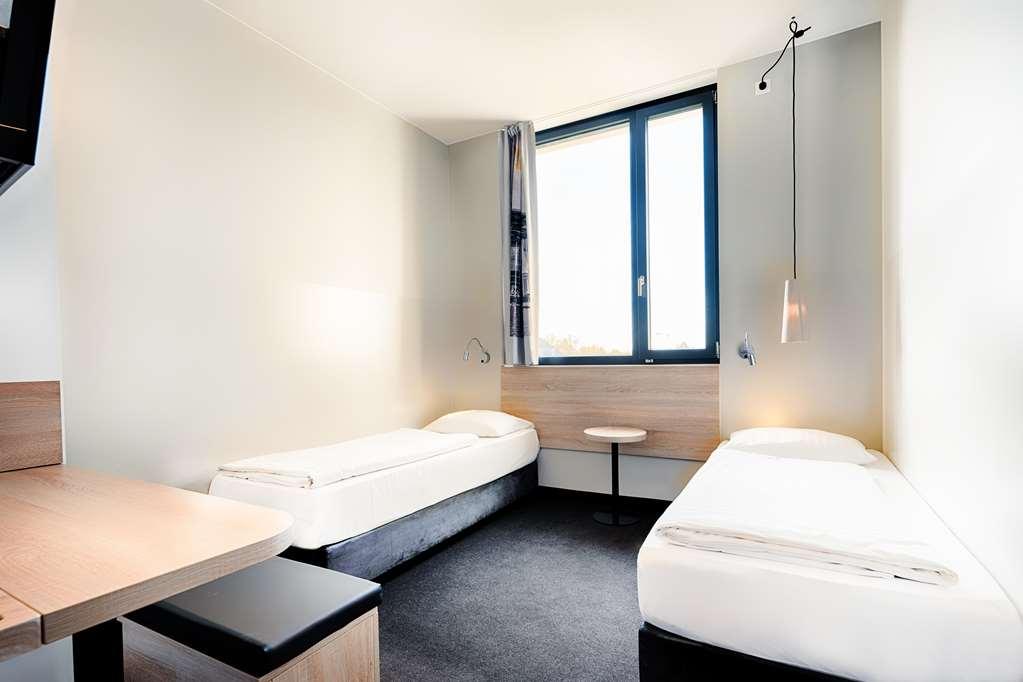 B&B Hotel Munchen Trudering Oberschleißheim Стая снимка